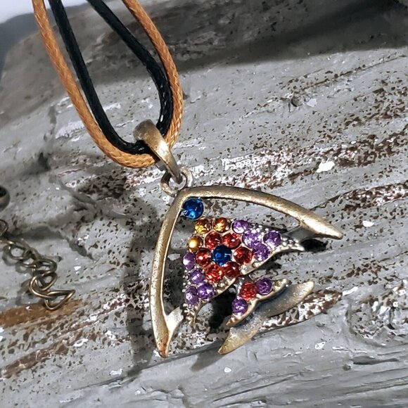 Rustic Antique Bronze Rhinestones Tropical Fish Pendant Necklace Vegan Leather - Picture 8 of 11